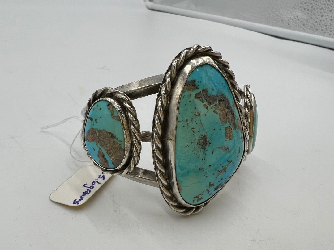 t750 Beautiful Sterling Silver and Turquoise Cuff Bracelet