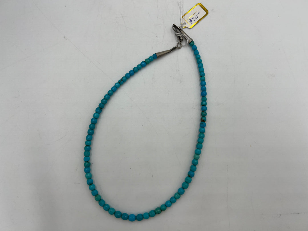 t751 Elegant Sterling Silver and Synthetic Turquoise Necklace