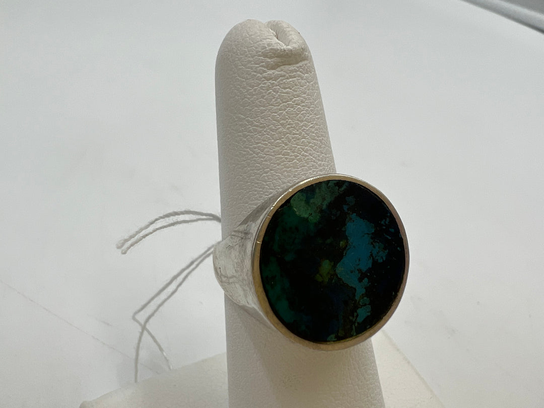 t762 Unique Sterling Silver and Synthetic Stone Ring