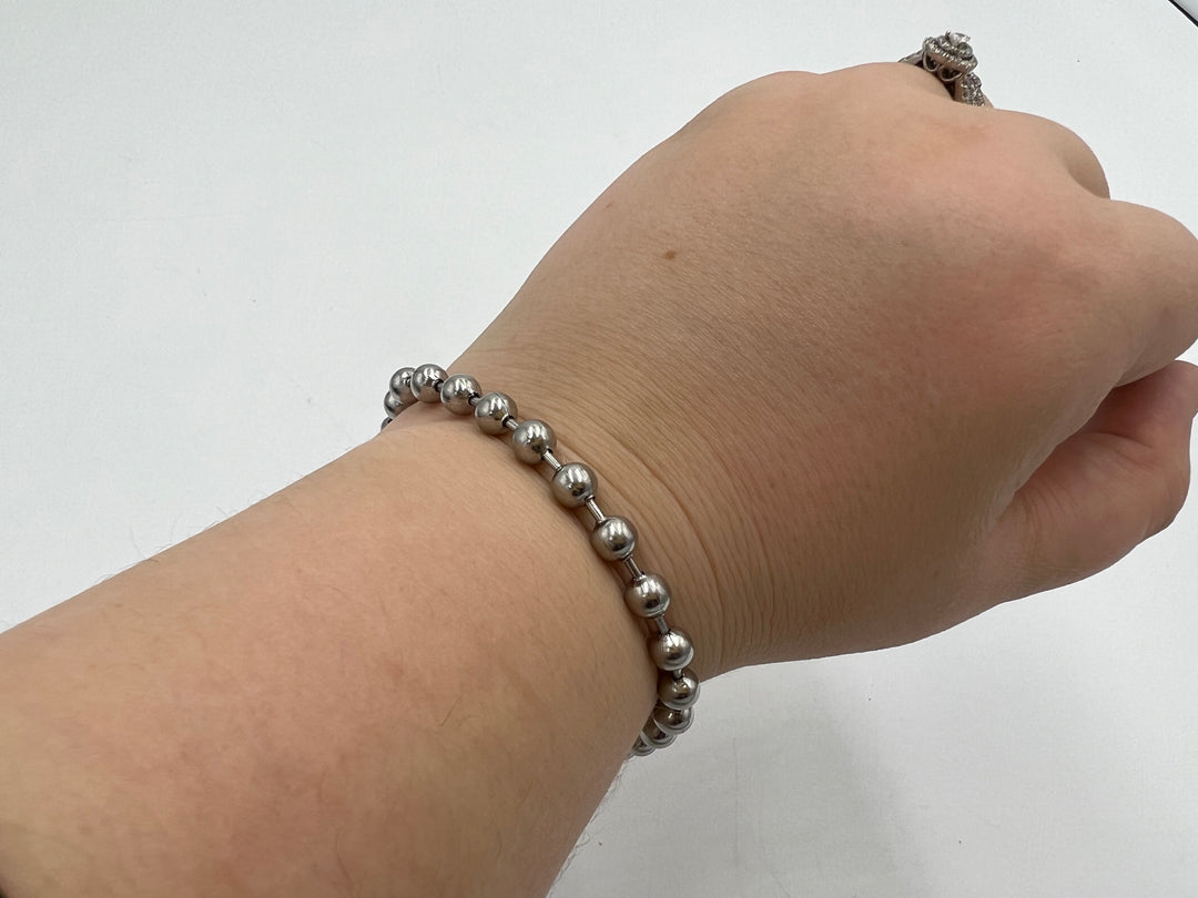 t766 Stainless Steel Ball Chain Bracelet