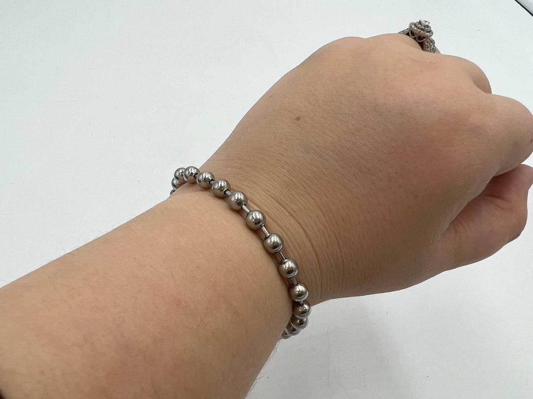 t766 Stainless Steel Ball Chain Bracelet