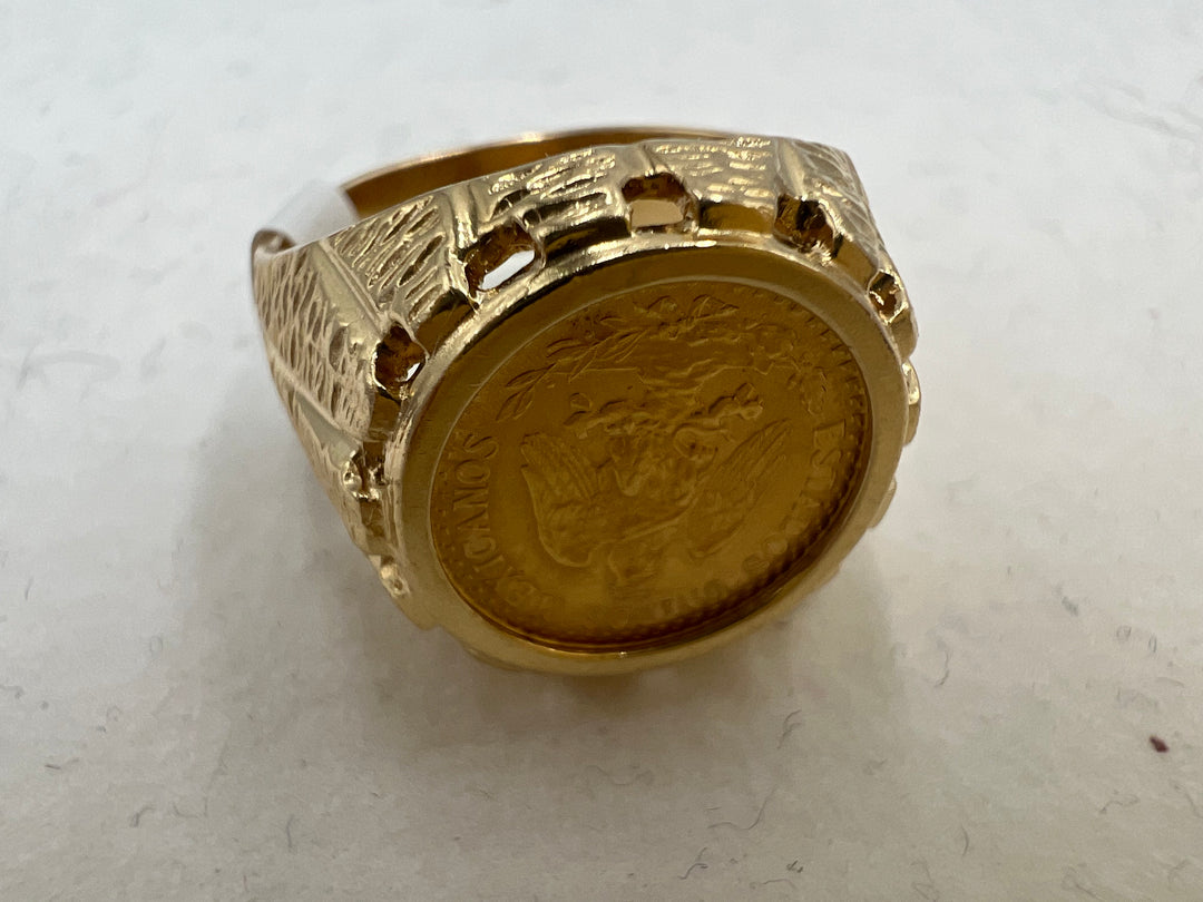 t779 Delicate Yellow Gold Dos Peso Coin Statement Ring