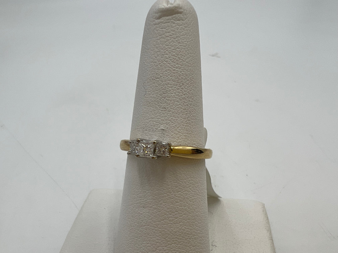 t785 Dainty Yellow White Gold Diamond Engagement Ring