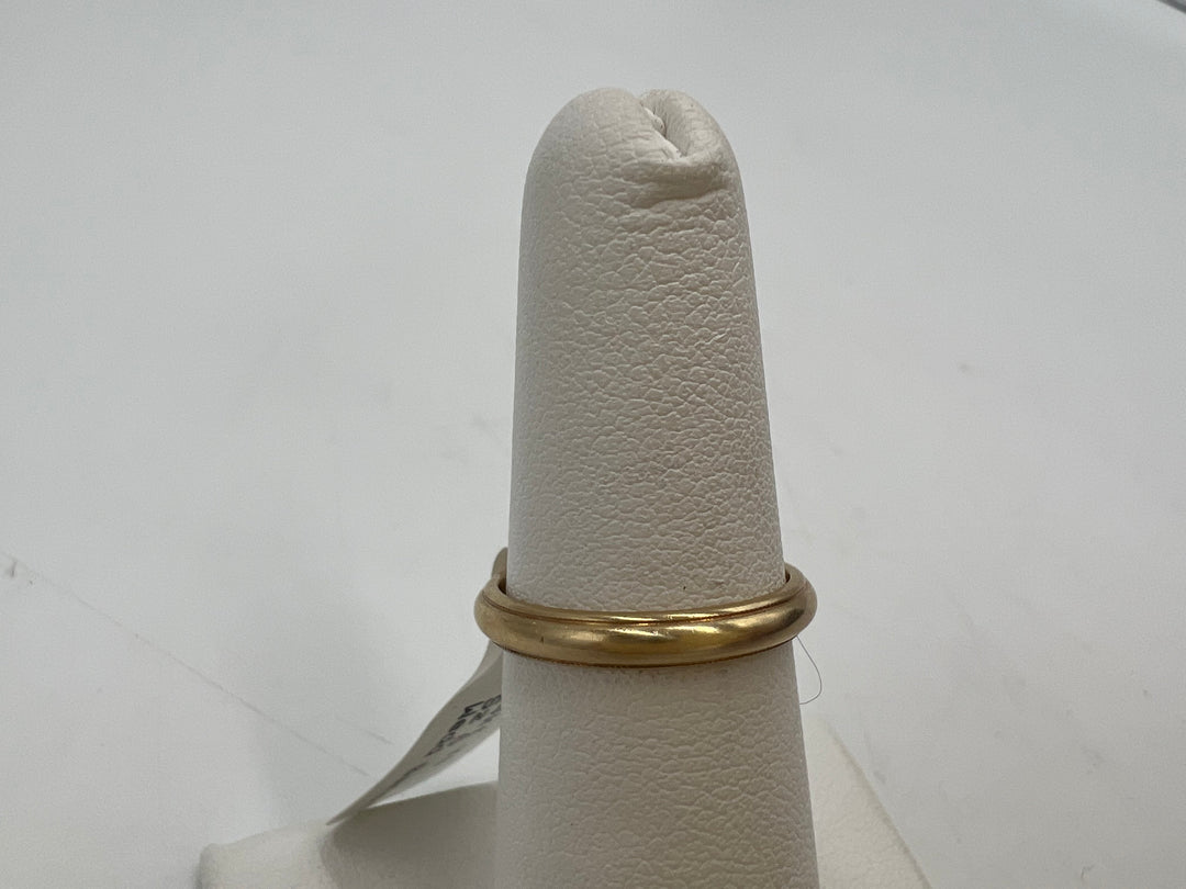 t787 Simplistic Yellow Gold Wedding Band Size 6