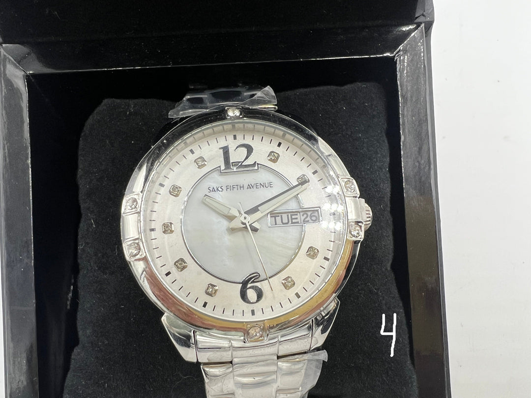 t806 Elegant Saks Fifth Avenue Wrist Watches