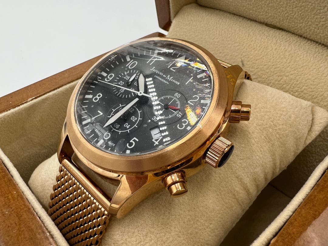 t821 Unique Stauer Jacques du Manoir Chronograph Wrist Watch