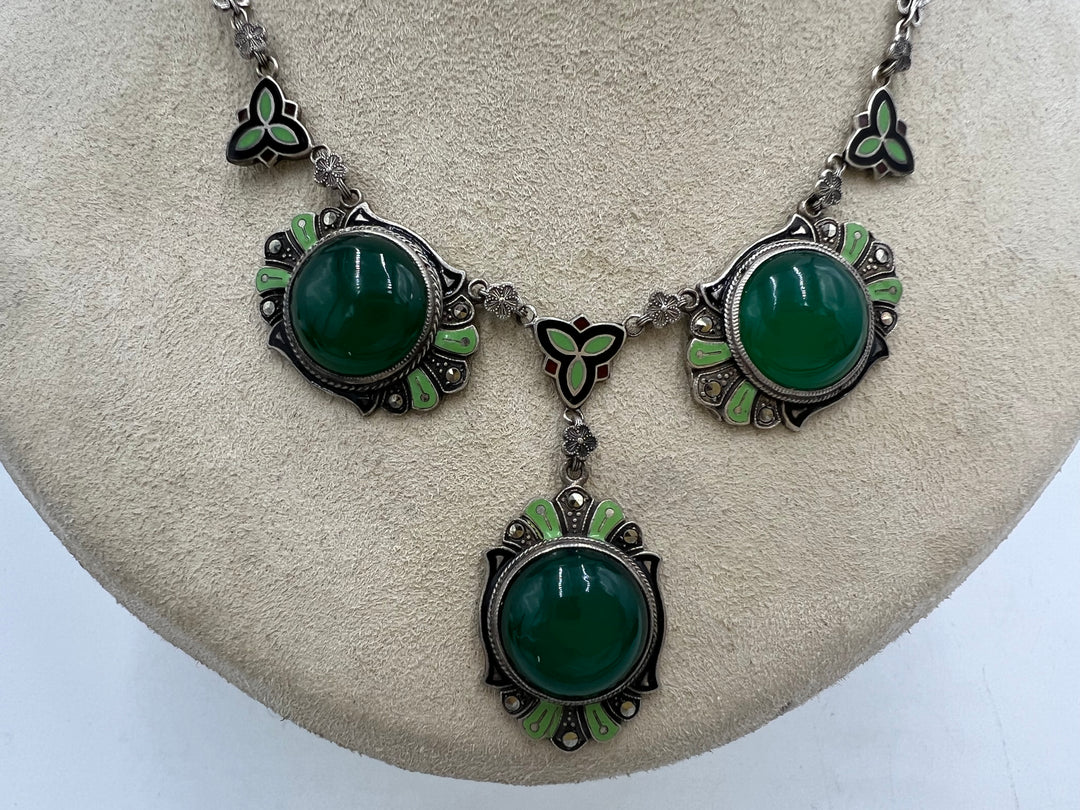 t837 Unique Sterling Silver Marcasite Chrysoprase Necklace