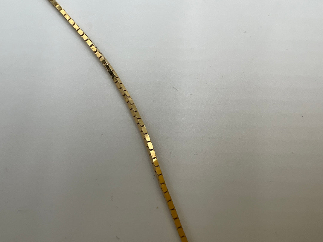 t838 Beautiful Yellow Gold Box Chain Necklace