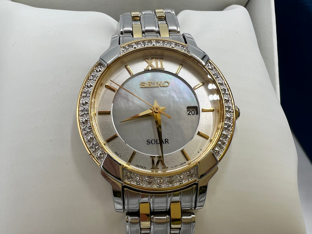 t926 Beautiful Seiko Solar Two Toned Ladies Wrist Watch