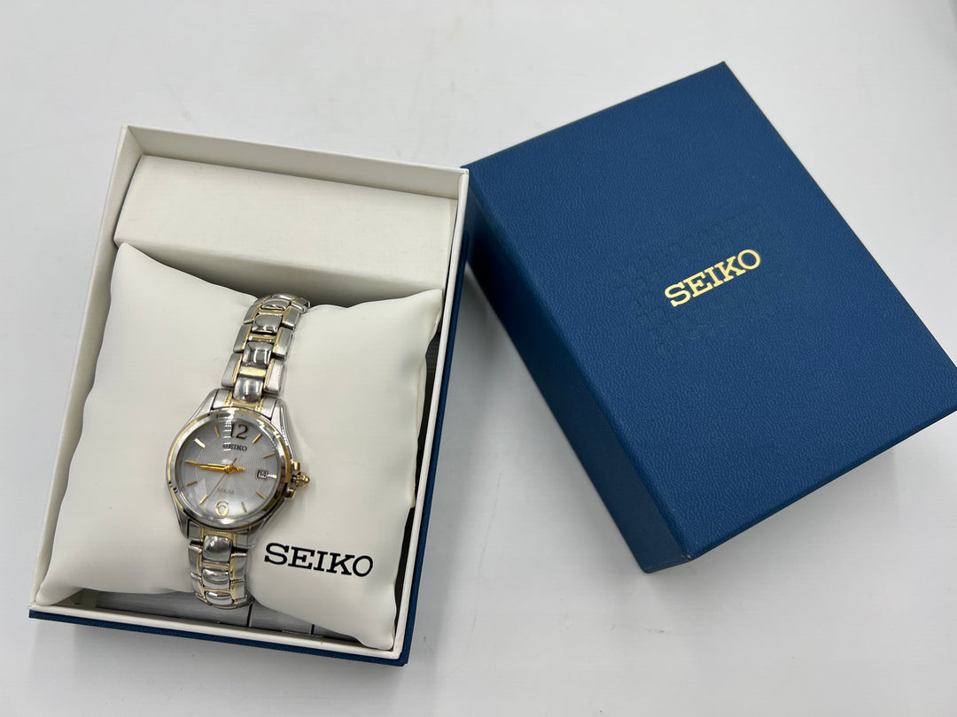 t927 Unique Seiko Solar Date Time Wrist Watches