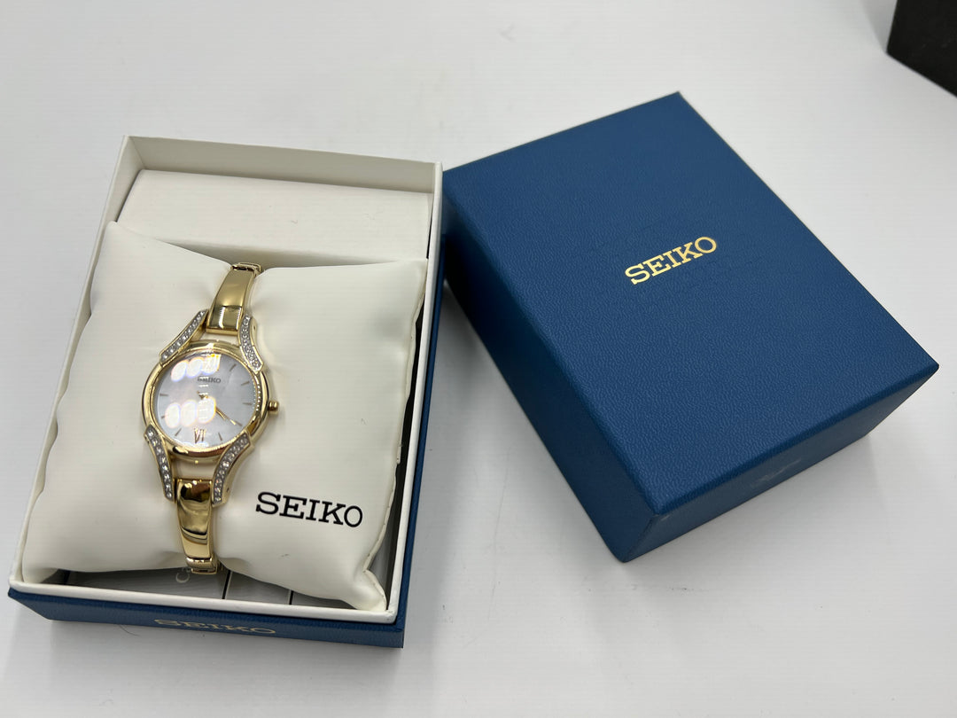 t929 Unique Seiko Solar Silver Gold Tone Ladies Wrist Watch