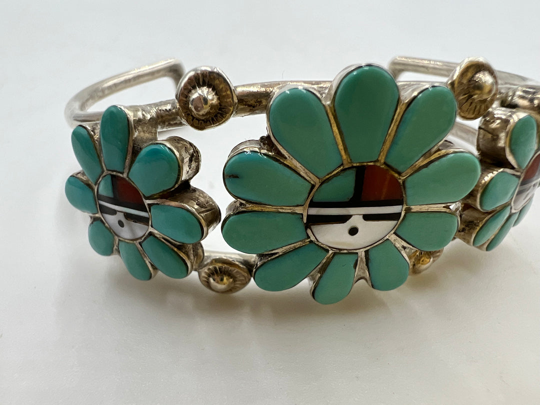 t933 Intricate Zuni Sun God Inlay Turquoise Sunflower Bracelet