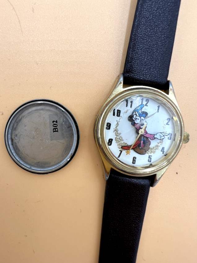 t622 Vintage Disney Themed Quartz Wrist Watches