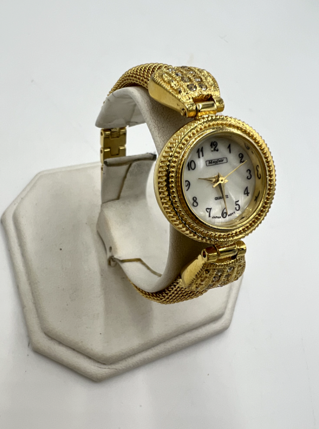 t637 Mayfair Ladies Gold Tone Wrist Watch
