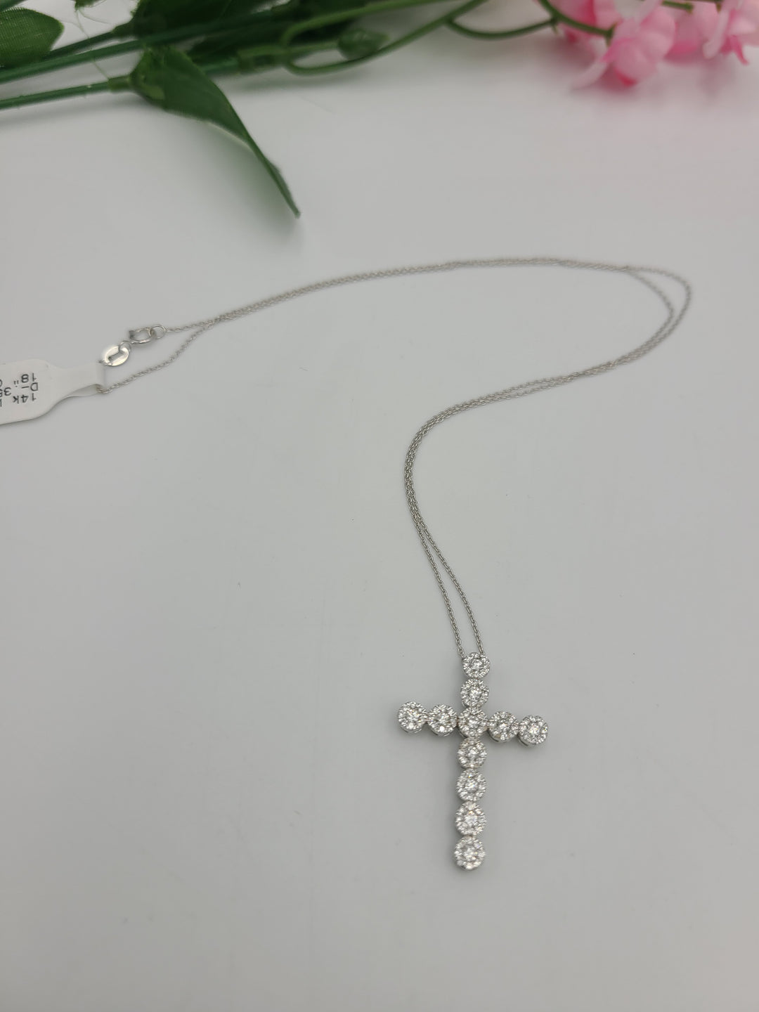 k802 Beautiful 14kt White Gold Diamond Cross Pendant and 18" Link Chain