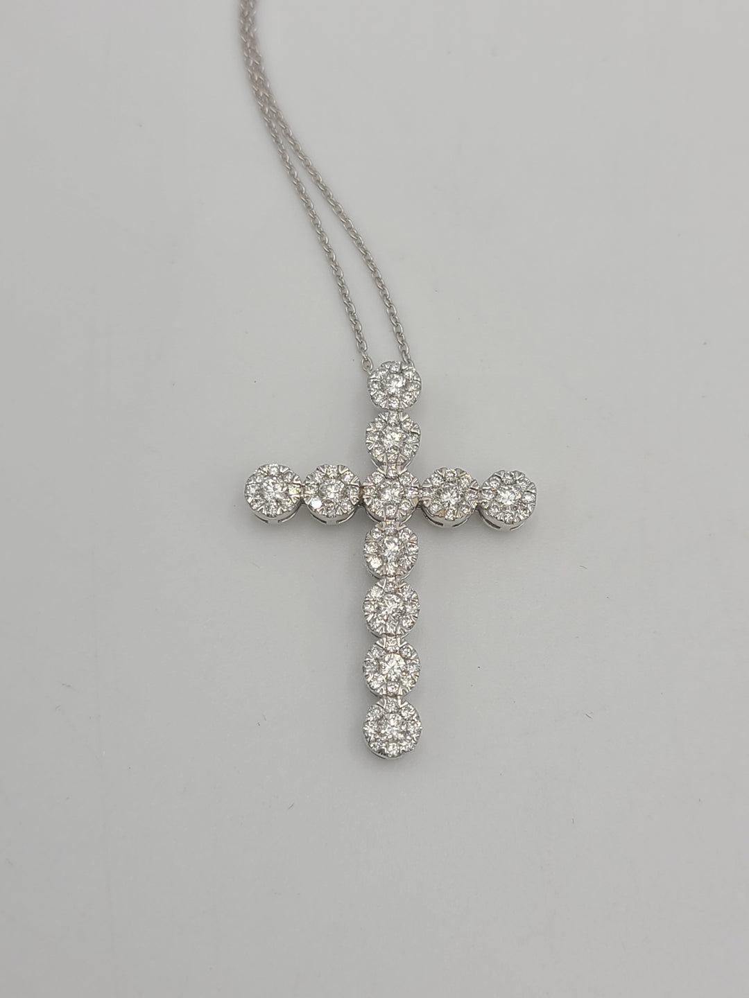 k802 Beautiful 14kt White Gold Diamond Cross Pendant and 18" Link Chain