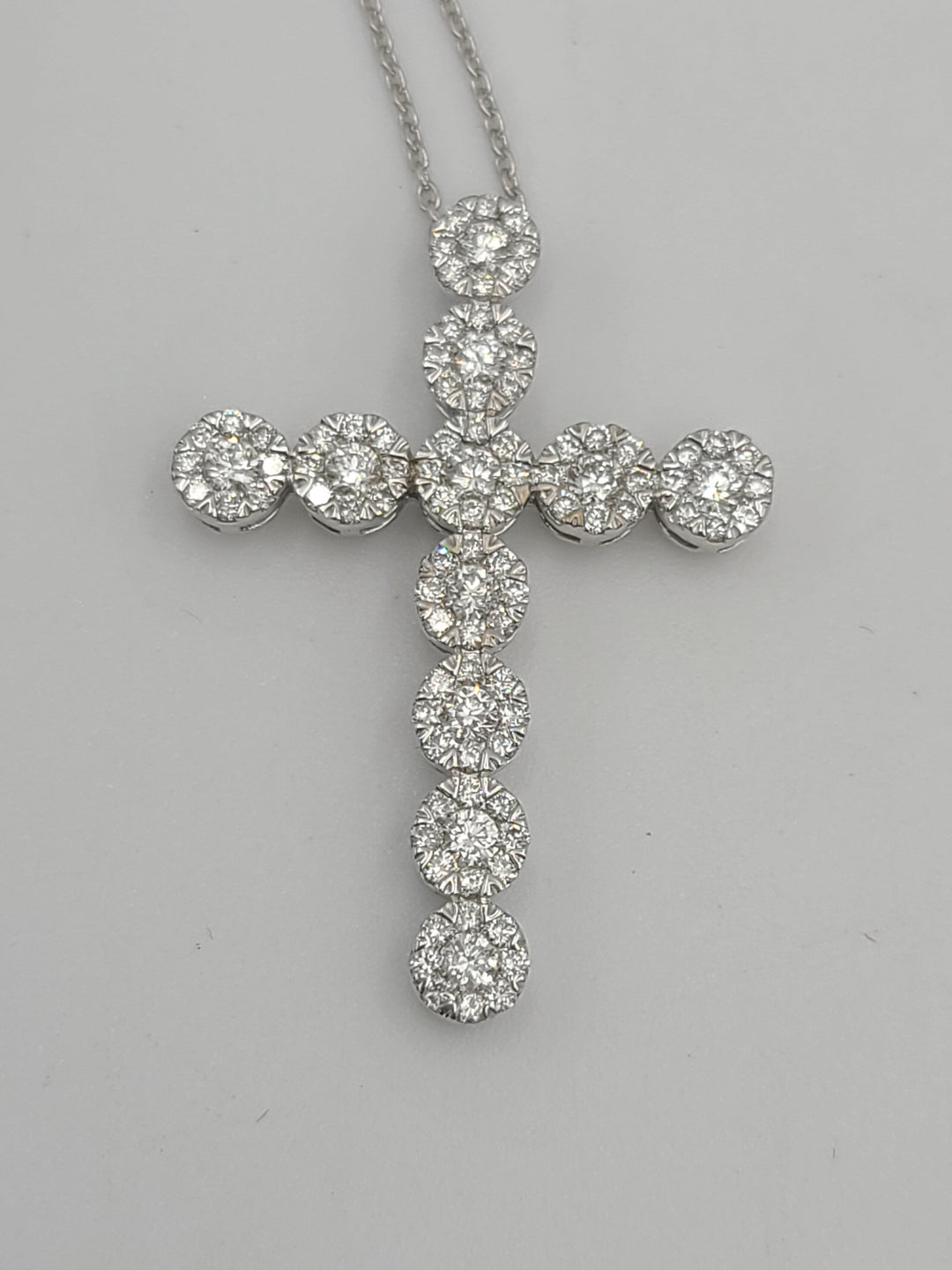 k802 Beautiful 14kt White Gold Diamond Cross Pendant and 18" Link Chain