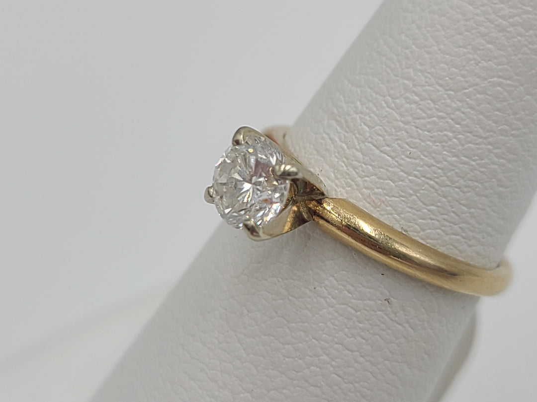 k782 Simple Ladies 14kt Yellow Gold .52cts Solitaire Diamond Engagement Ring