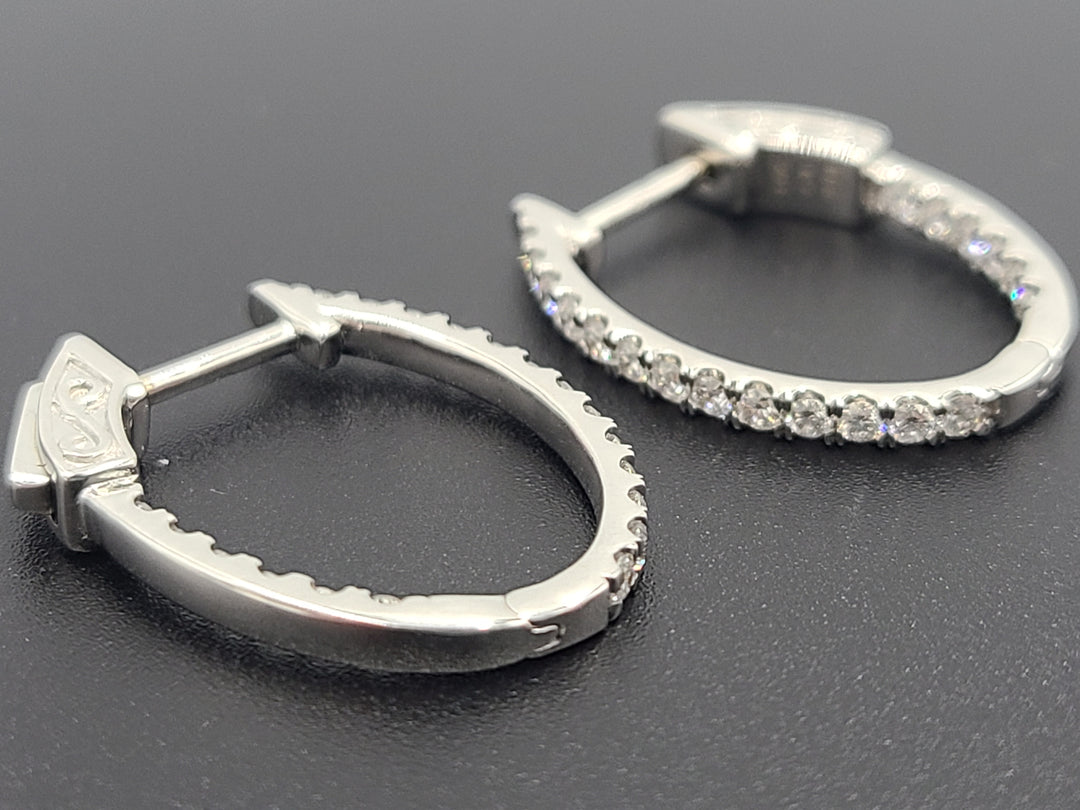 k770 Lovely Ladies 14kt White Gold .75cttw Diamond Hoop Earrings