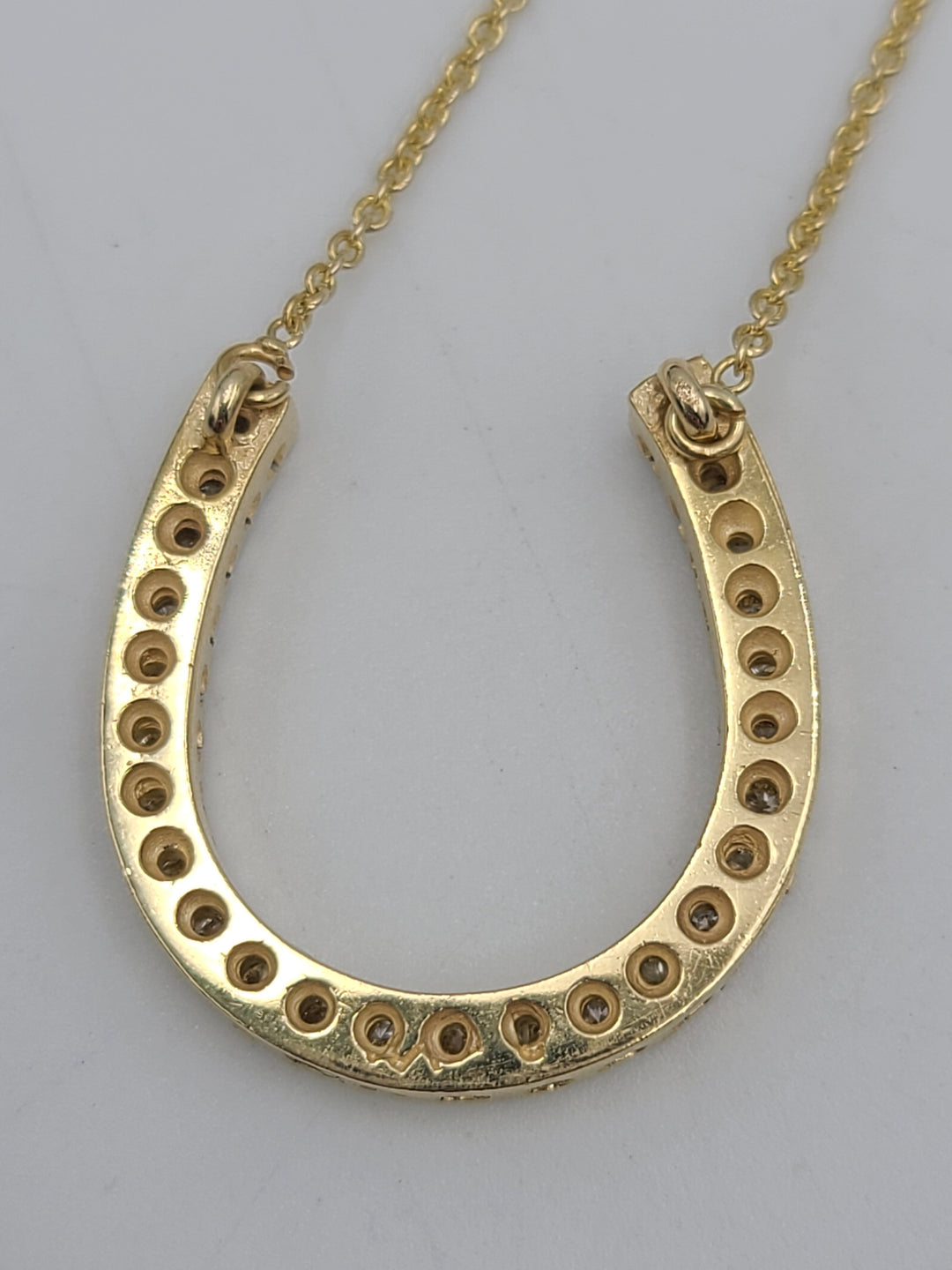 k801 Lovely Ladies 14kt Yellow Gold Diamond Horseshoe Pendant Necklace