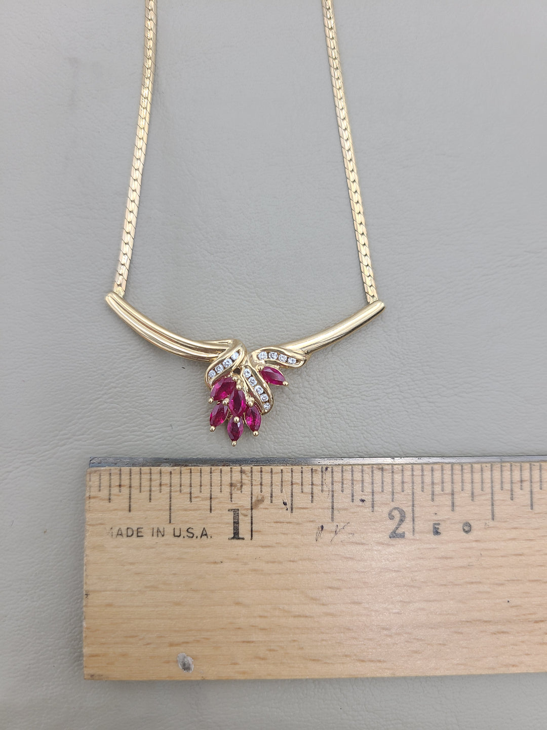 a1041 Elegant Vintage 14K Gold Rose Ruby Diamond 16" Snake Necklace