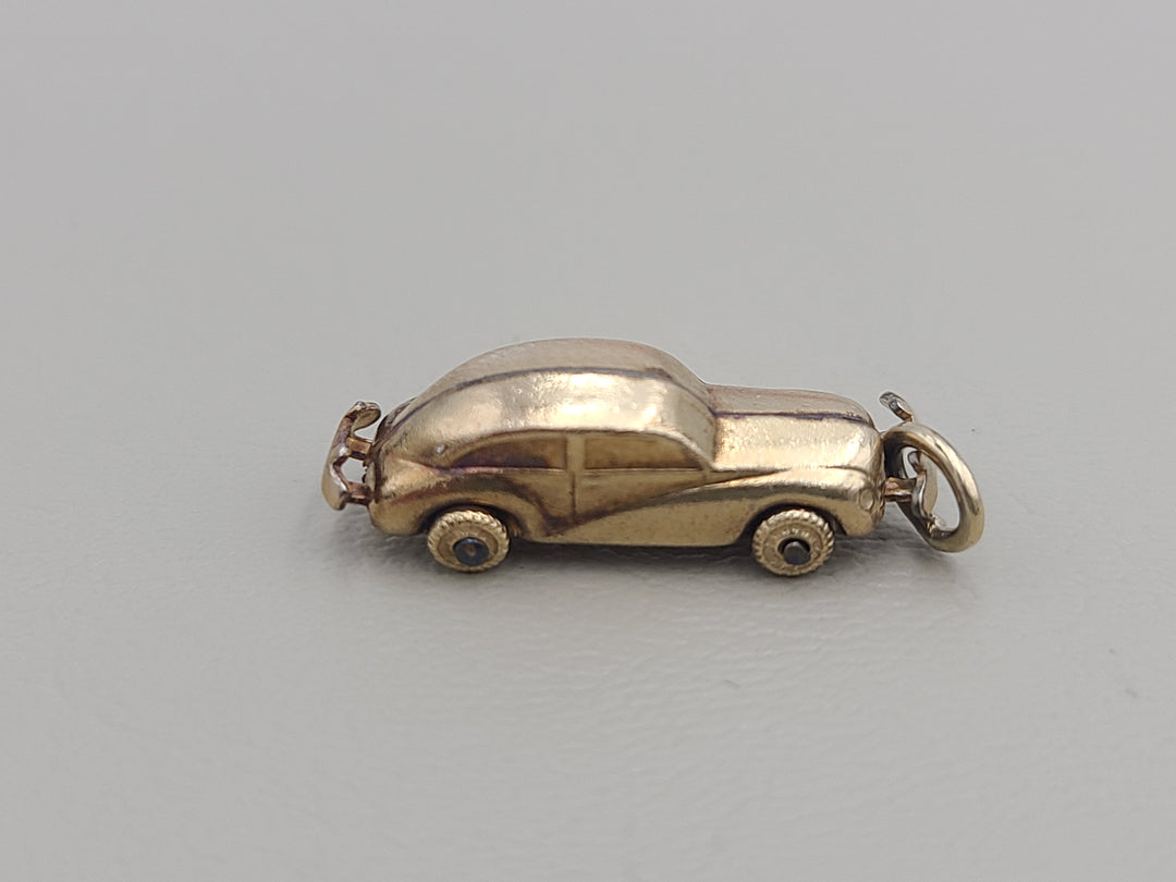 k858 Cute 12k Gold Filled Vintage Car Charm Pendant