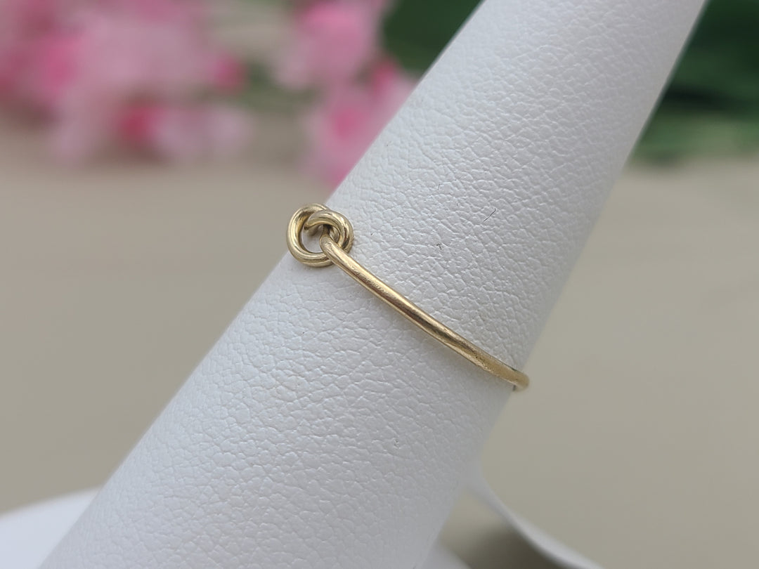 k878 Cute 14kt Yellow Gold Filled Knot Ring