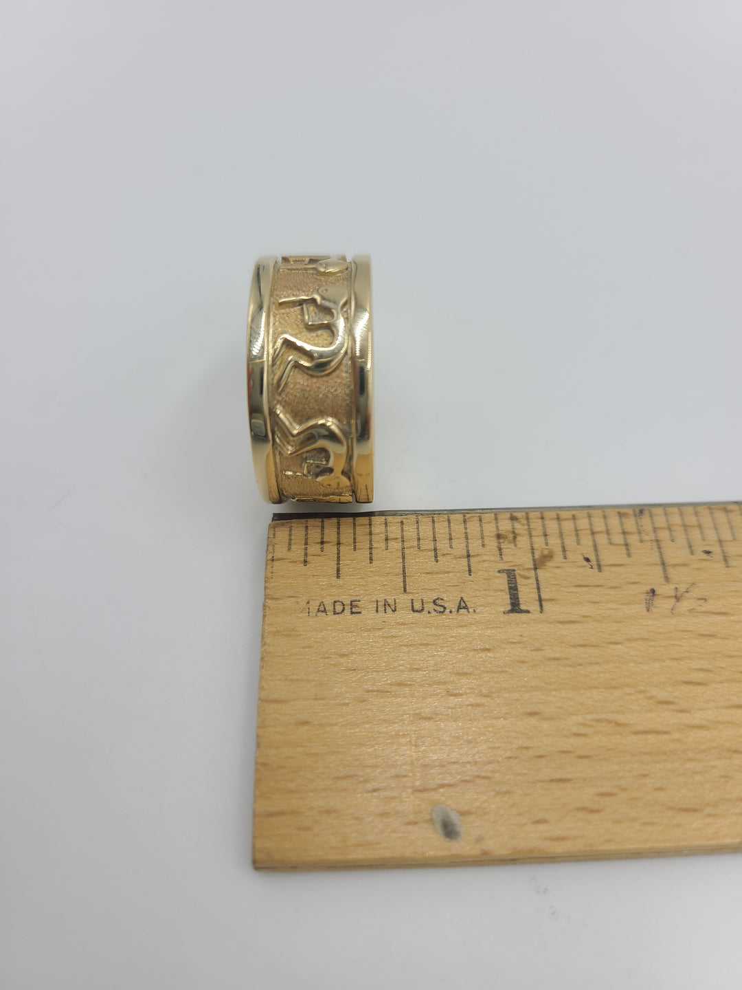 r119 14kt Yellow Gold Kokopelli Ring Size 11.5(USA) Signed 13.3 g