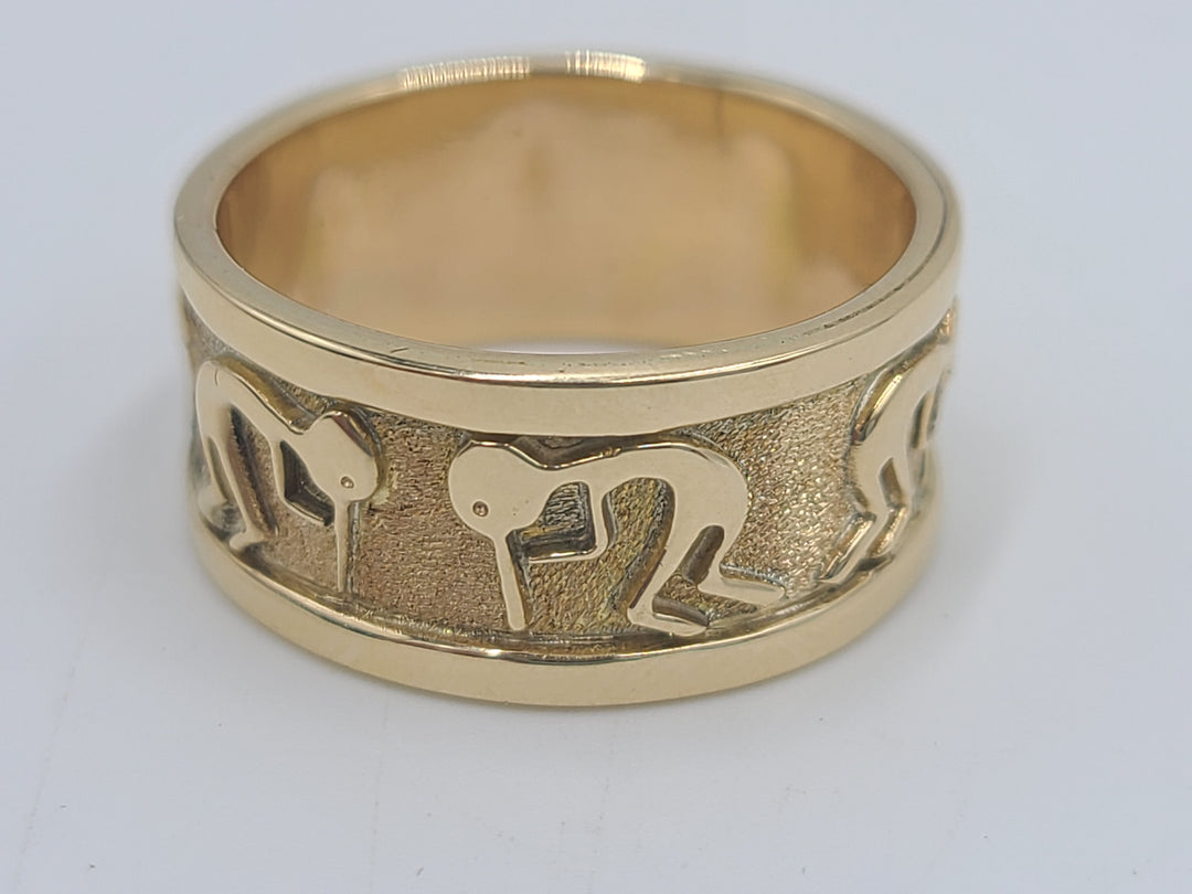 r119 14kt Yellow Gold Kokopelli Ring Size 11.5(USA) Signed 13.3 g