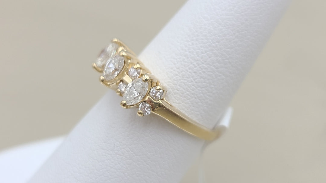 k938 Lovely Ladies 14kt Yellow Gold Marquise and Round Diamond Anniversary Ring