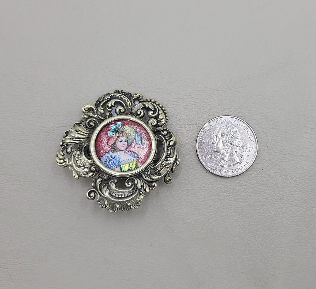 k937 Lovely Sterling Silver Hand Painted Portrait of a Young Woman Antique Brooch