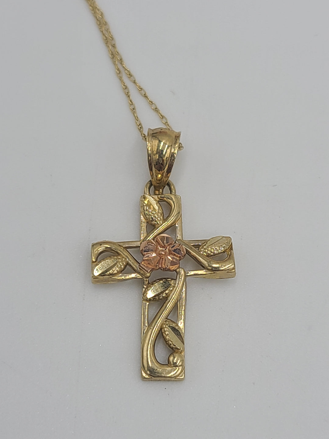 k711 Dainty Ladies 10kt Yellow & Rose Gold Cross Pendant and 18" Link Chain