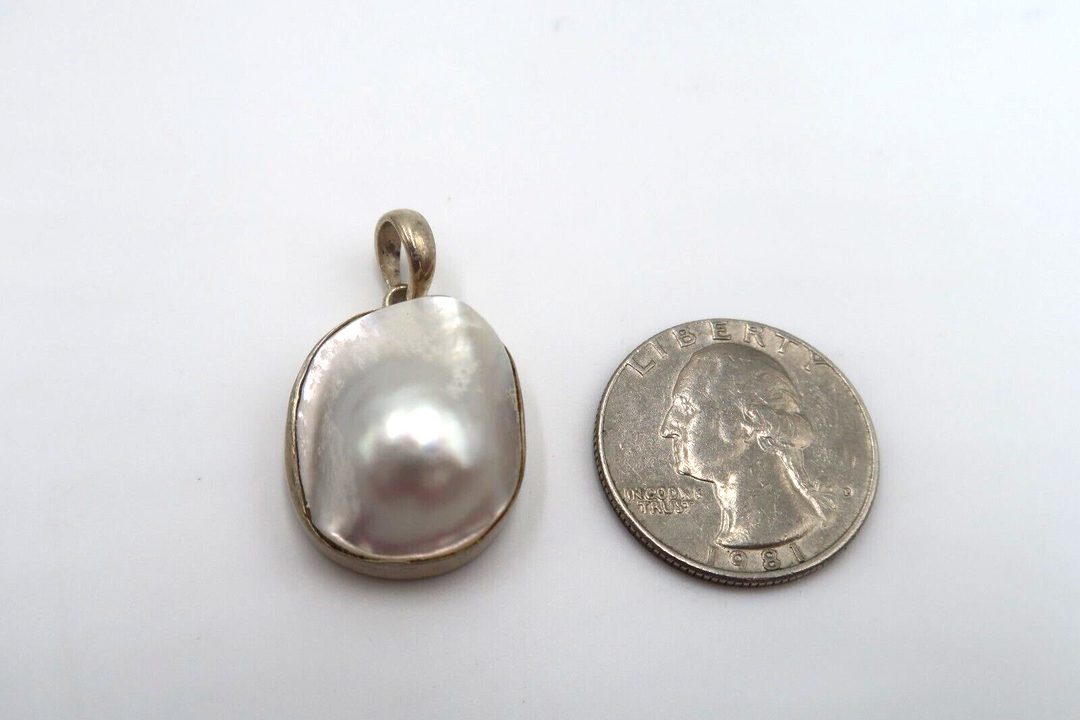 t598 Sterling Silver Baroque Pearl Pendant