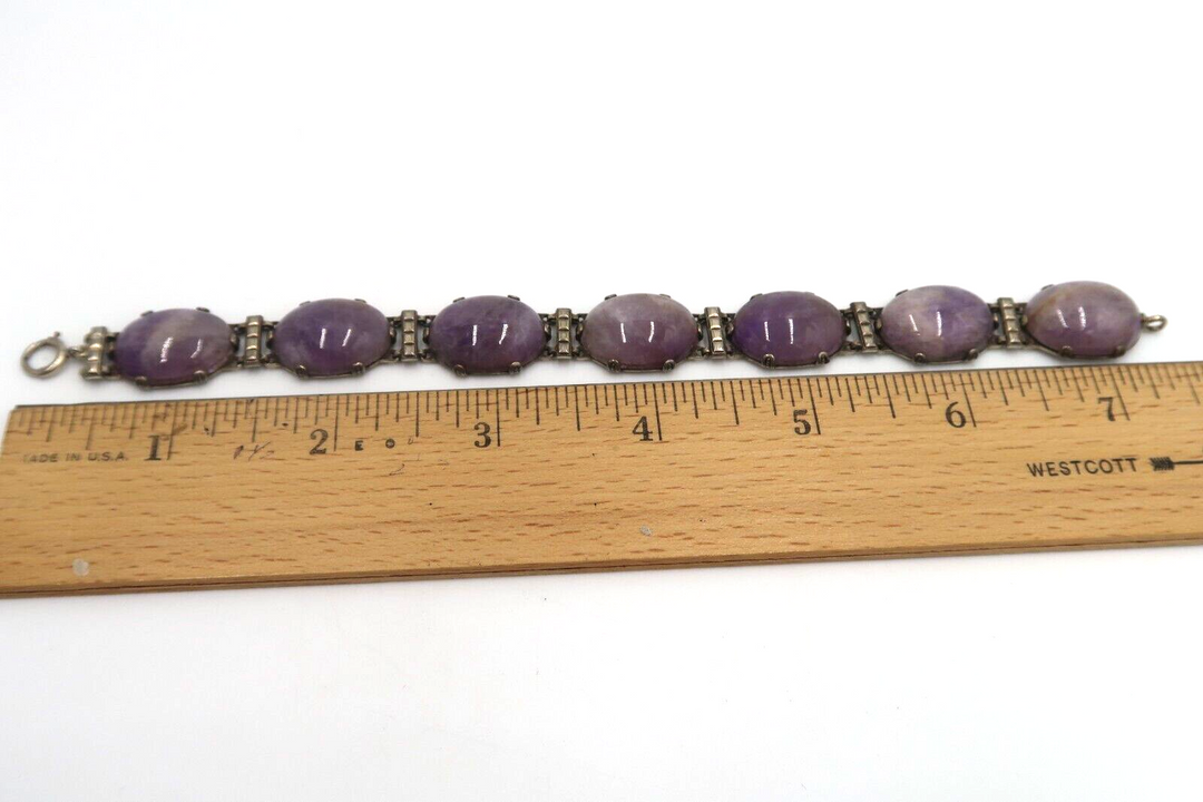 t604 Pretty Amethyst and silver bracelet