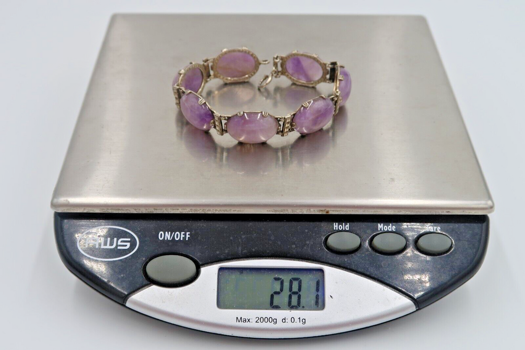 t604 Pretty Amethyst and silver bracelet