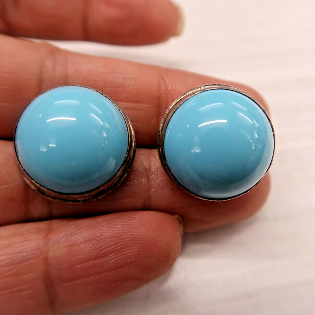 t613 Turquoise Colored Round Cabochon Sterling Silver Stud Chic Cocktail Earrings