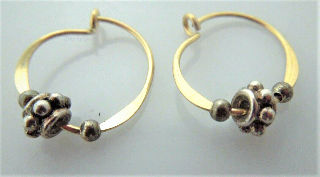 s185 Pretty Pair of Gold Filled Small Hoop Earrings