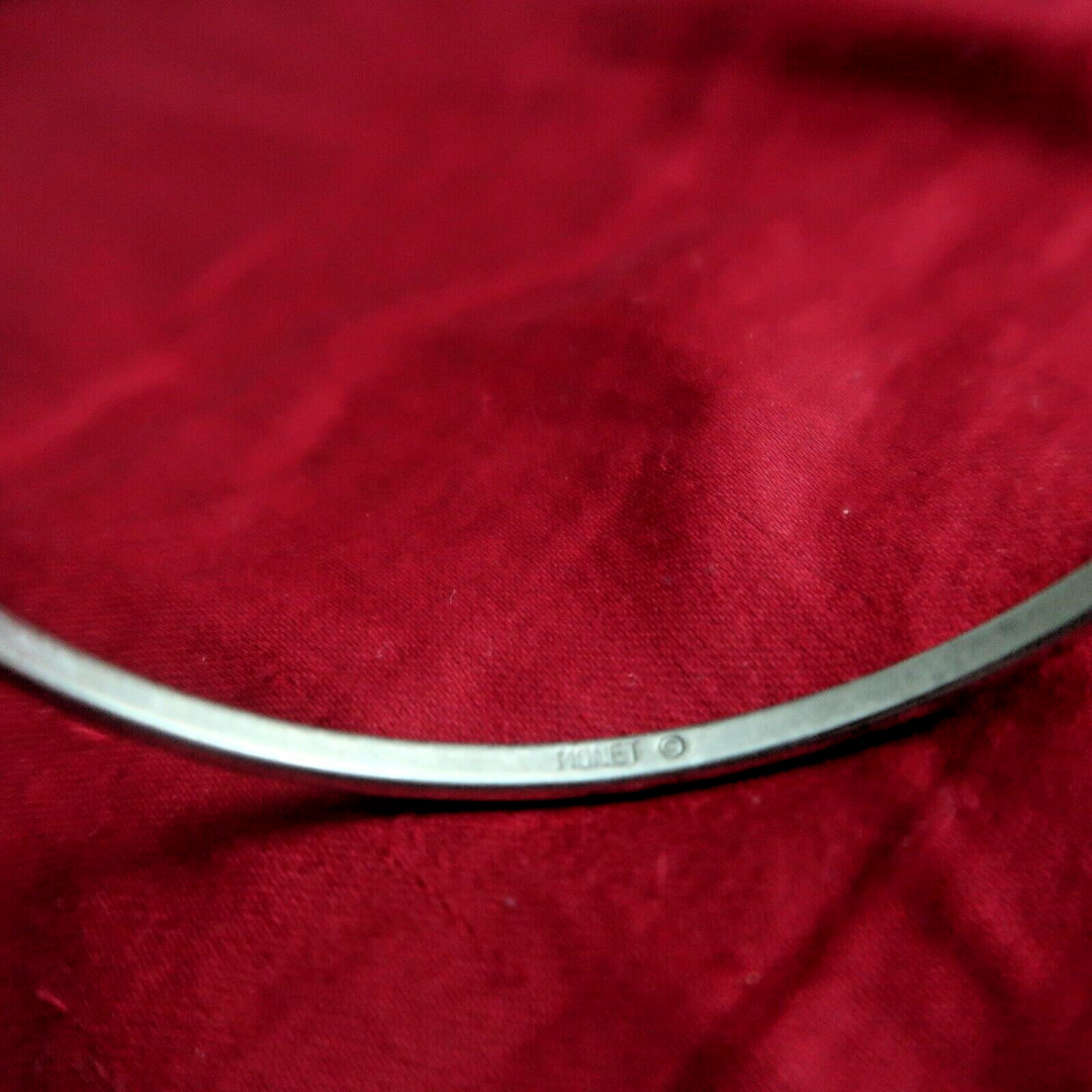 t579 Vintage Silvertone Monet Signed thin Bangle Bracelet