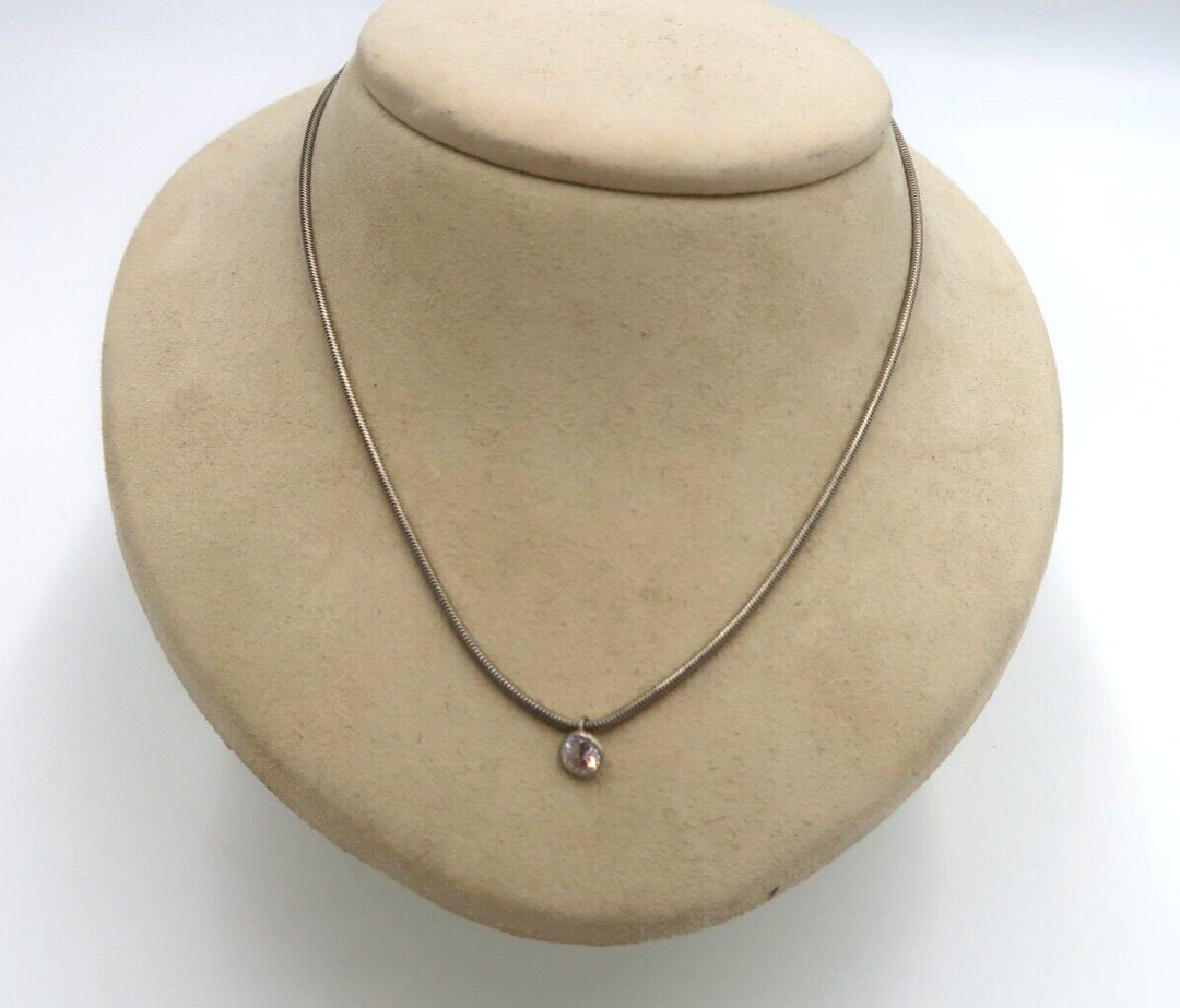 t587 Sterling Silver Small Cubic Zirconia Dainty Necklace 16"