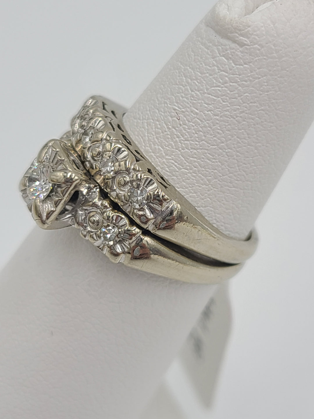 k678 Lovely Ladies Vintage 14kt White Gold Diamond Wedding Set