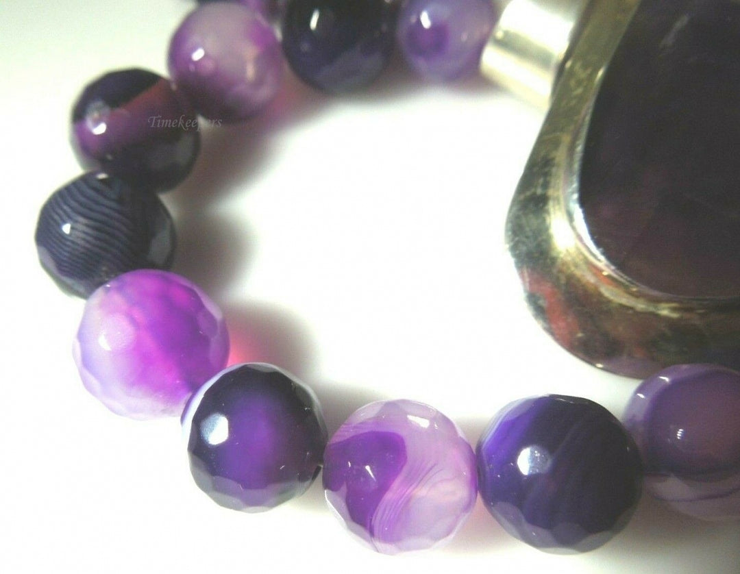 q431 Beautiful Purple Graduated Beaded Necklace with Amethyst Pendant and Sterling Silver Clasp