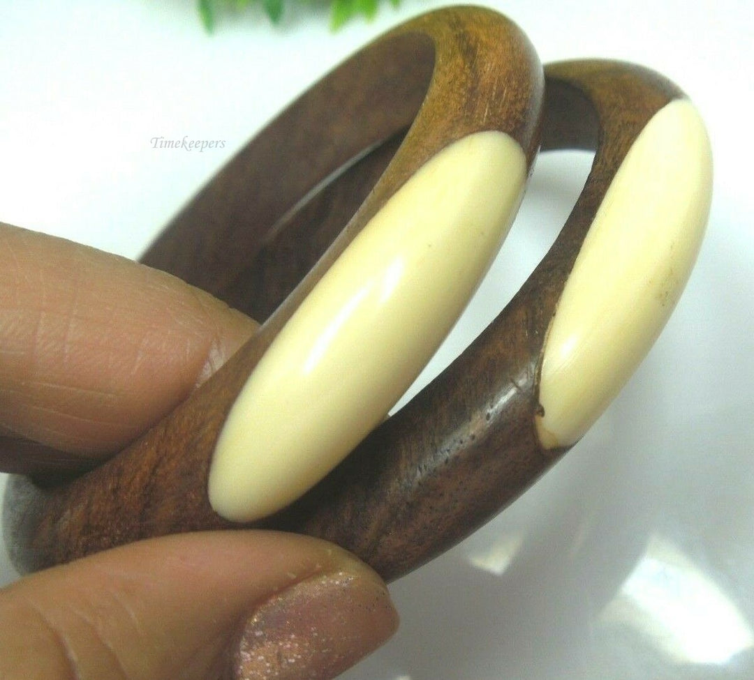 q483 2 Indian Wood Bangles iVR Mosaic Inlay Size 2.5 Inches