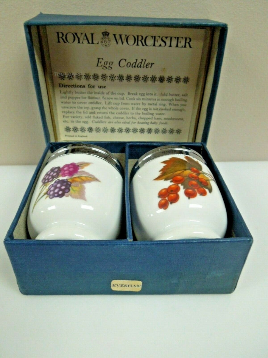 q880 Royal Worcester Egg Coddlers Peach & Berries Evesham Original Box England