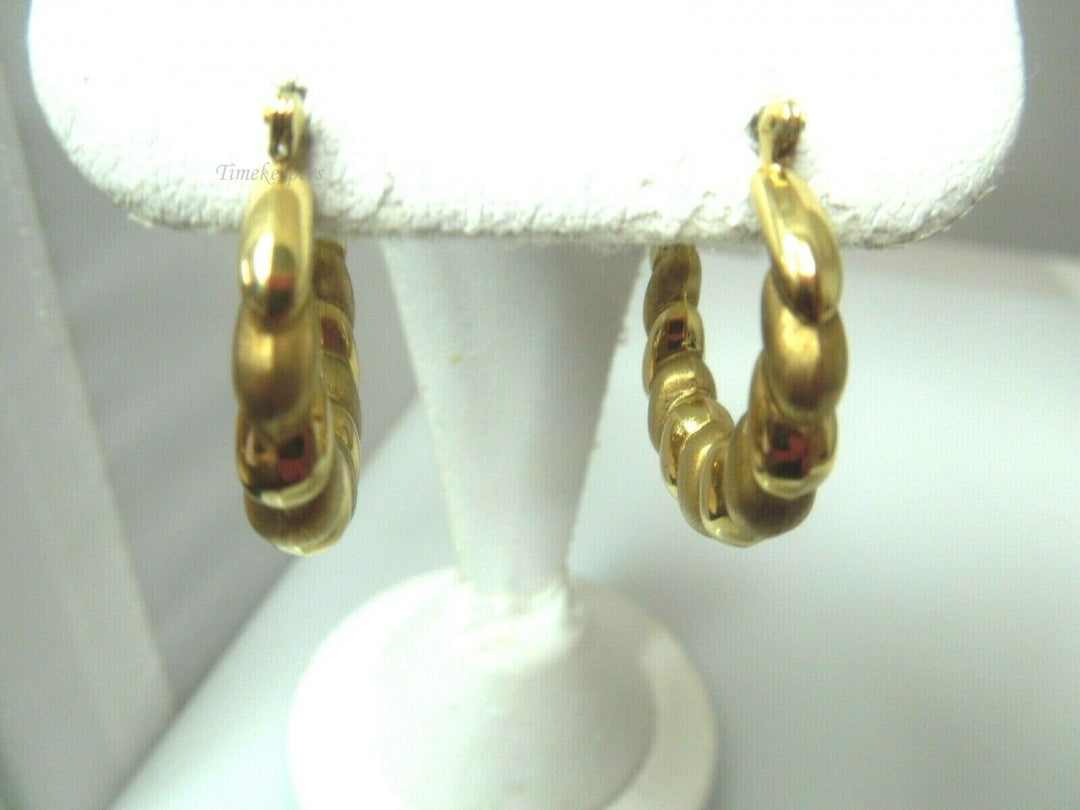 q56914KT Yellow Gold Hoop Earrings For Women Girl