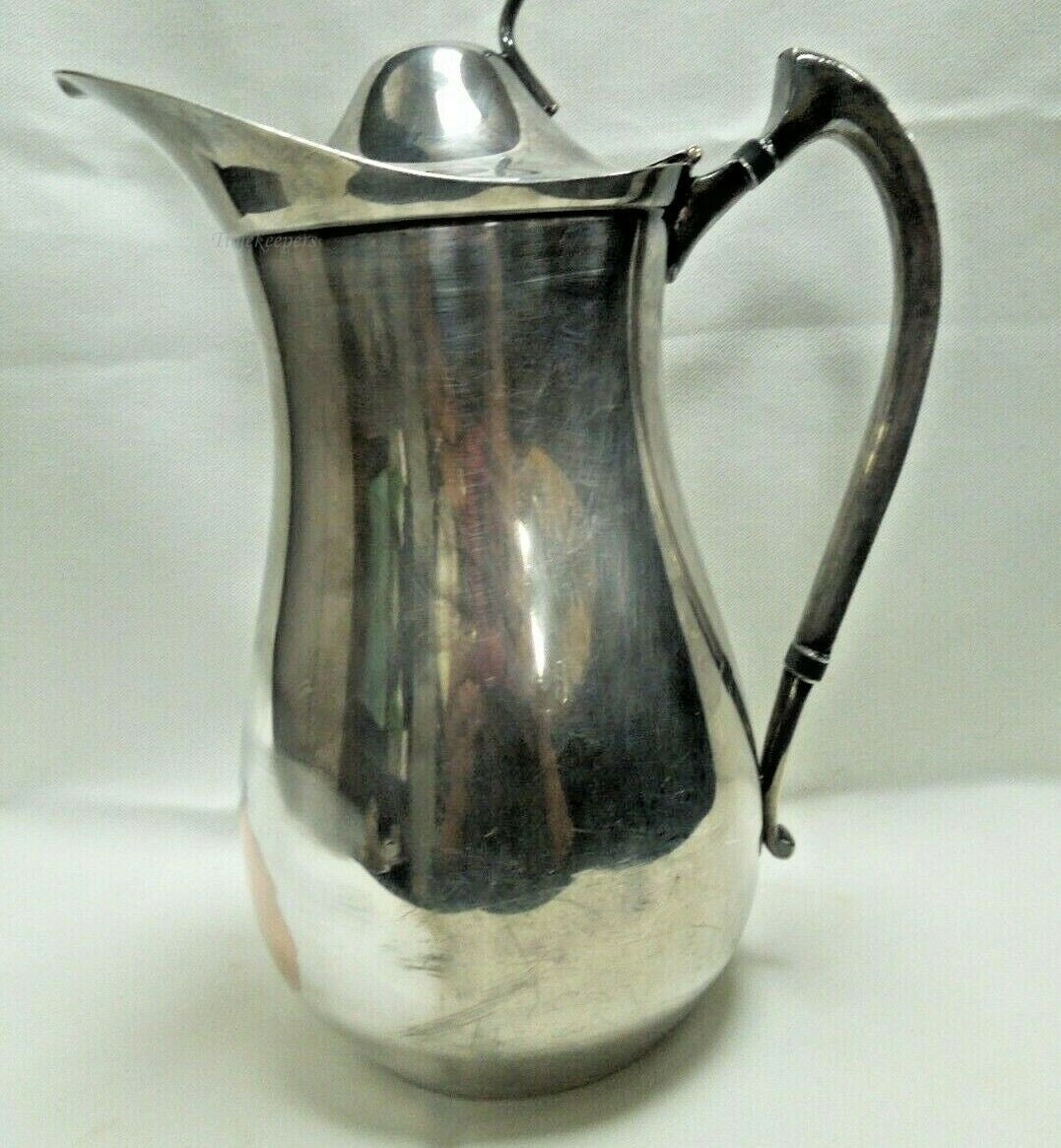 q731 Vintage Water Pitcher with Lid Silverplate by Sheffield Silver Co Made In USA EPC