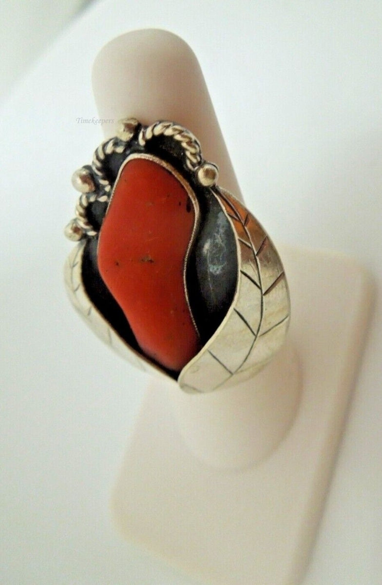 r989 Oxidized Sterling Silver Feather and Carved Branch Coral Ring Size 5.75