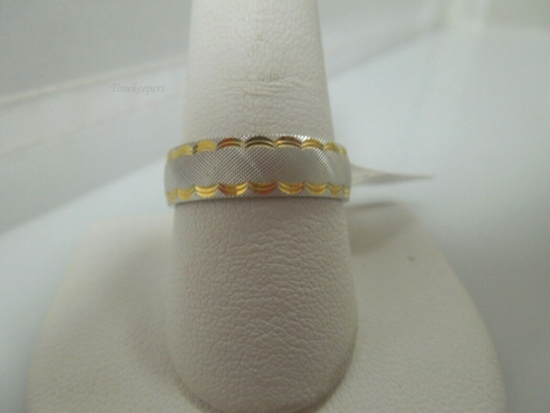 r505 Keepsake (14kt) White Yellow Gold Etched Wedding Band Size 9.75(USA) Signed