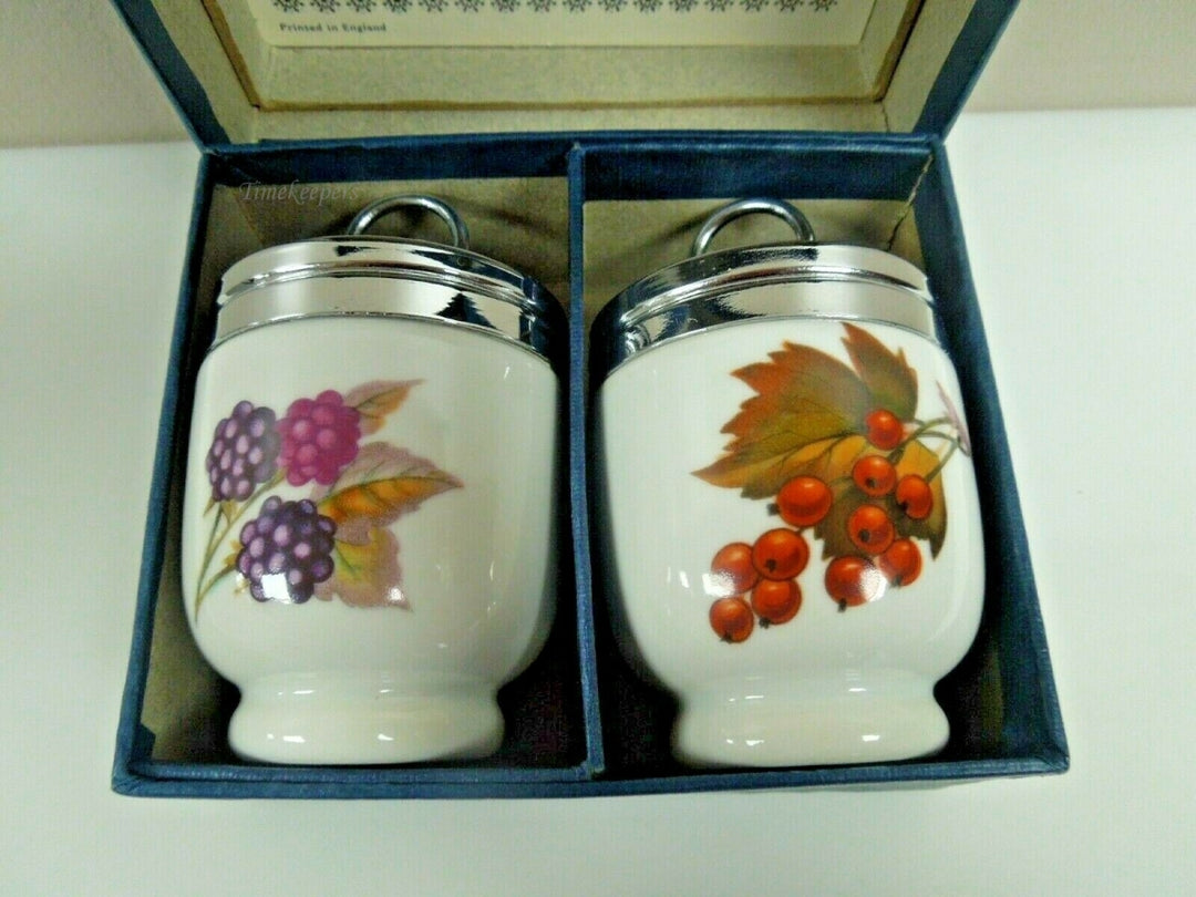 q880 Royal Worcester Egg Coddlers Peach & Berries Evesham Original Box England