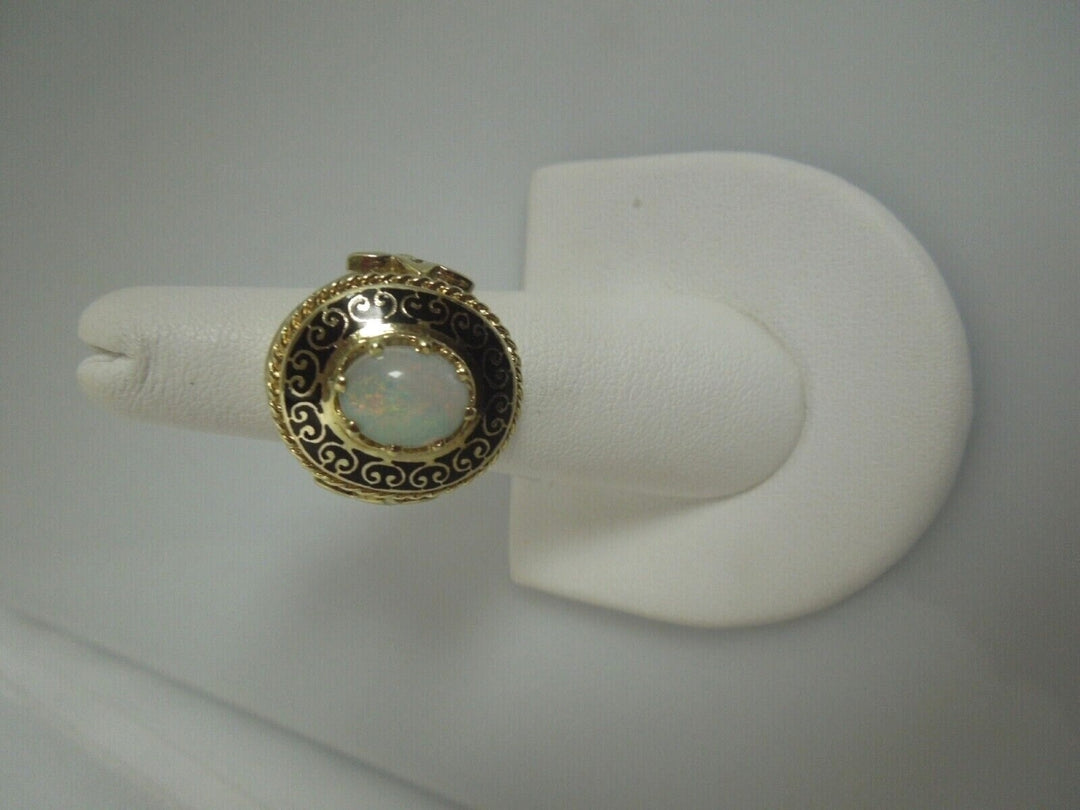 r515 14kt Yellow Gold Opal Ring Size 5 3/4" Signed 9.9g