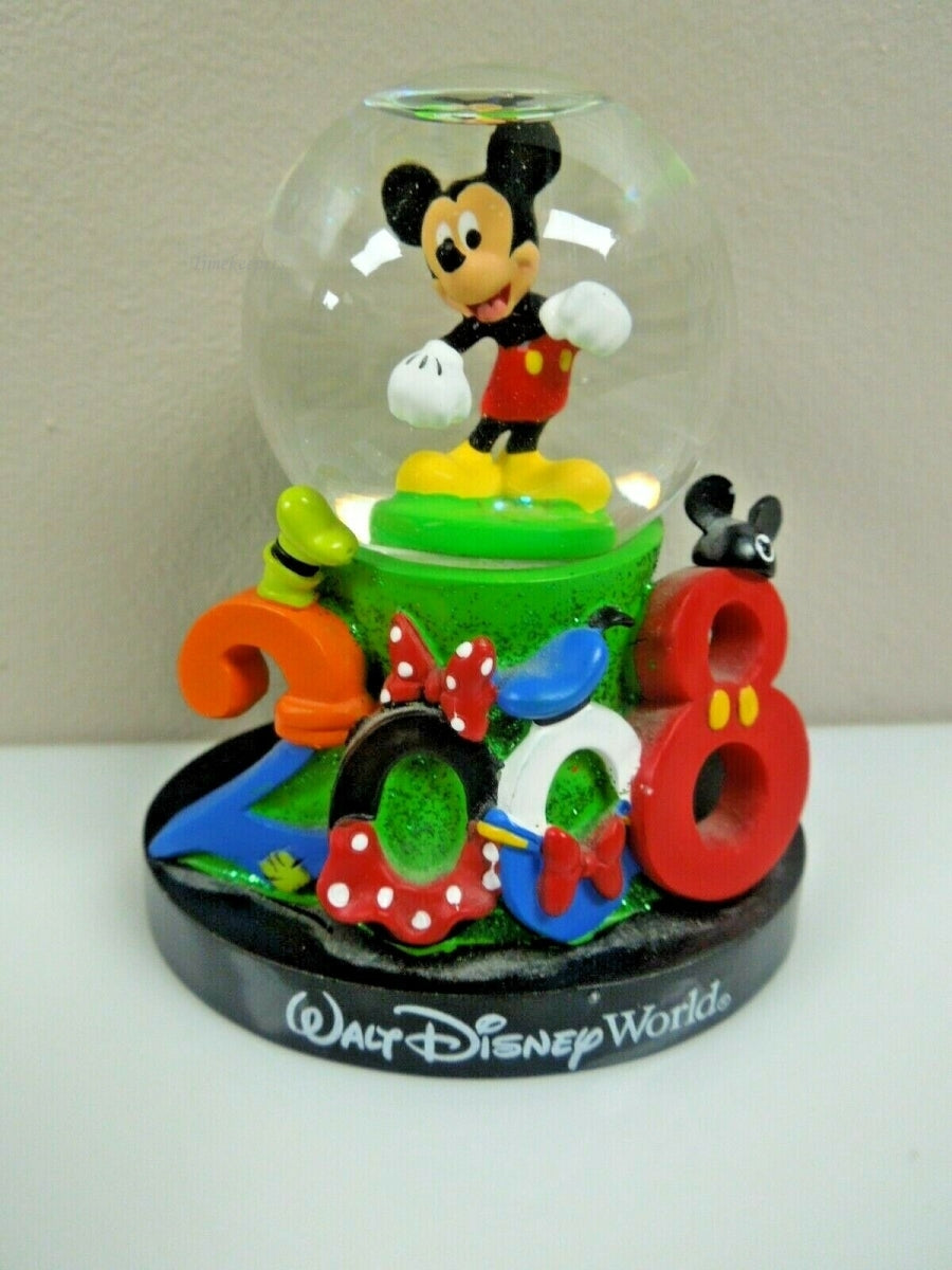 q870 Disney Parks DISNEYLAND 2008 Mickey Mouse Mini Snow Globe 3.5 inch tall